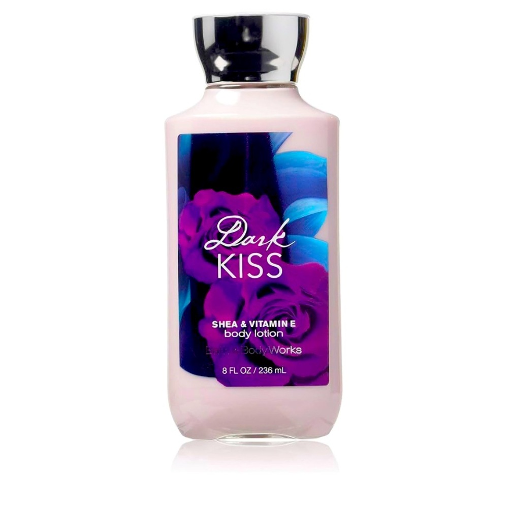 💜NWT! Bath and Body Works Dark Kiss Body Lotion- 8fl oz. 💜
